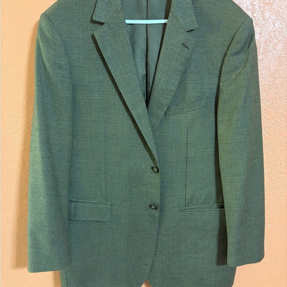 Men's Green Sport Coat with Notched Lapels and Structured Shoulders